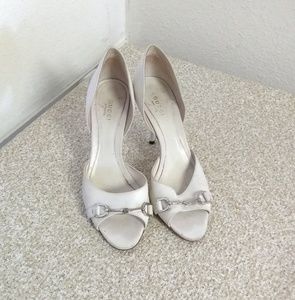 Gucci White Leather Peep Toe Shoes